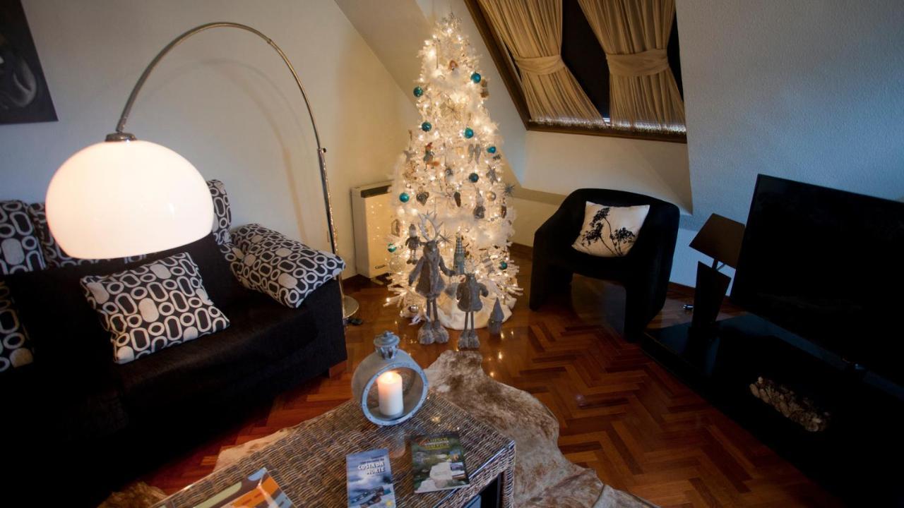 Apartamento Malpica Area Grande Apartment Ngoại thất bức ảnh